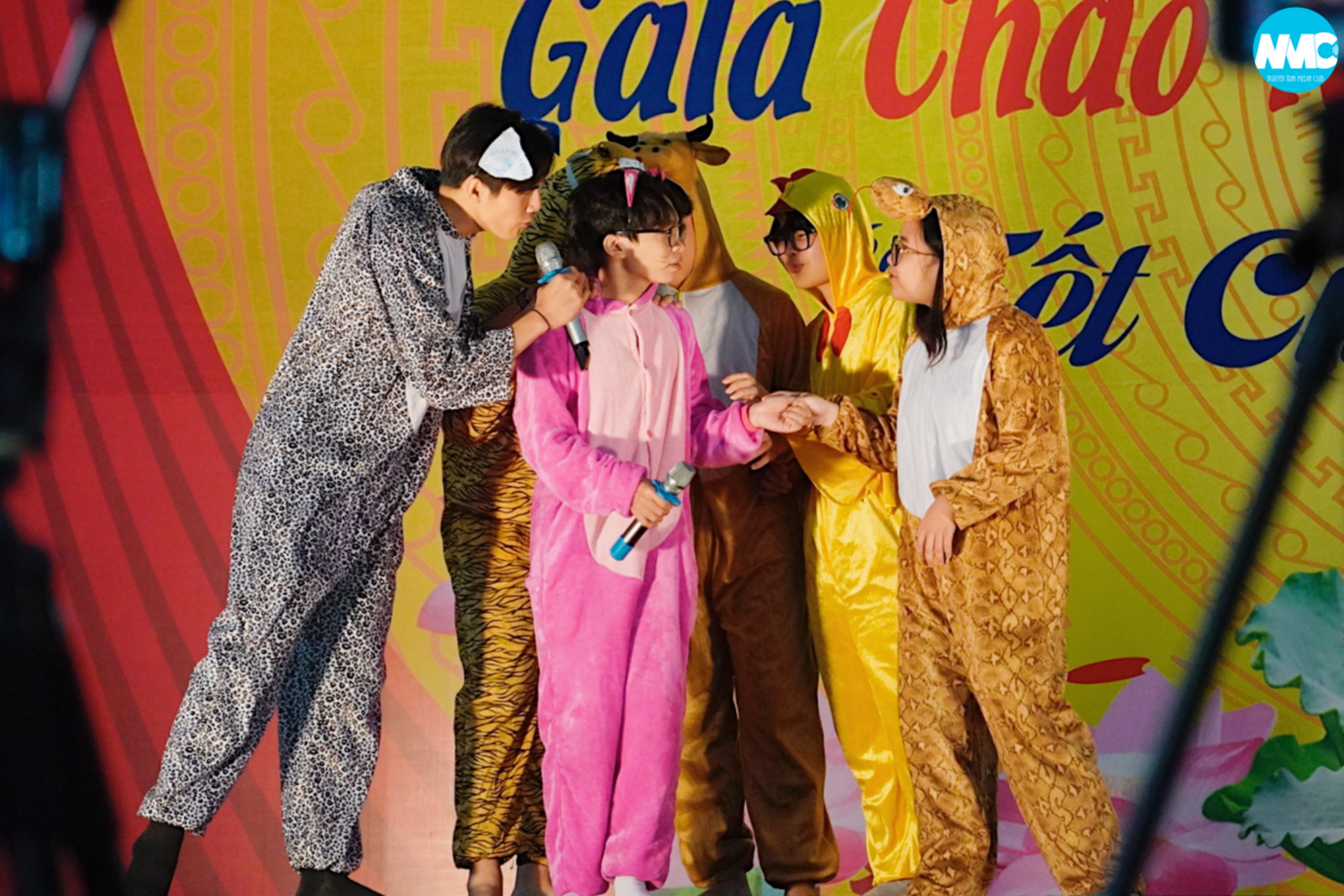 Náo nức buổi Gala chào xuân Quý Mão 2023 - “Tết của mèo con”